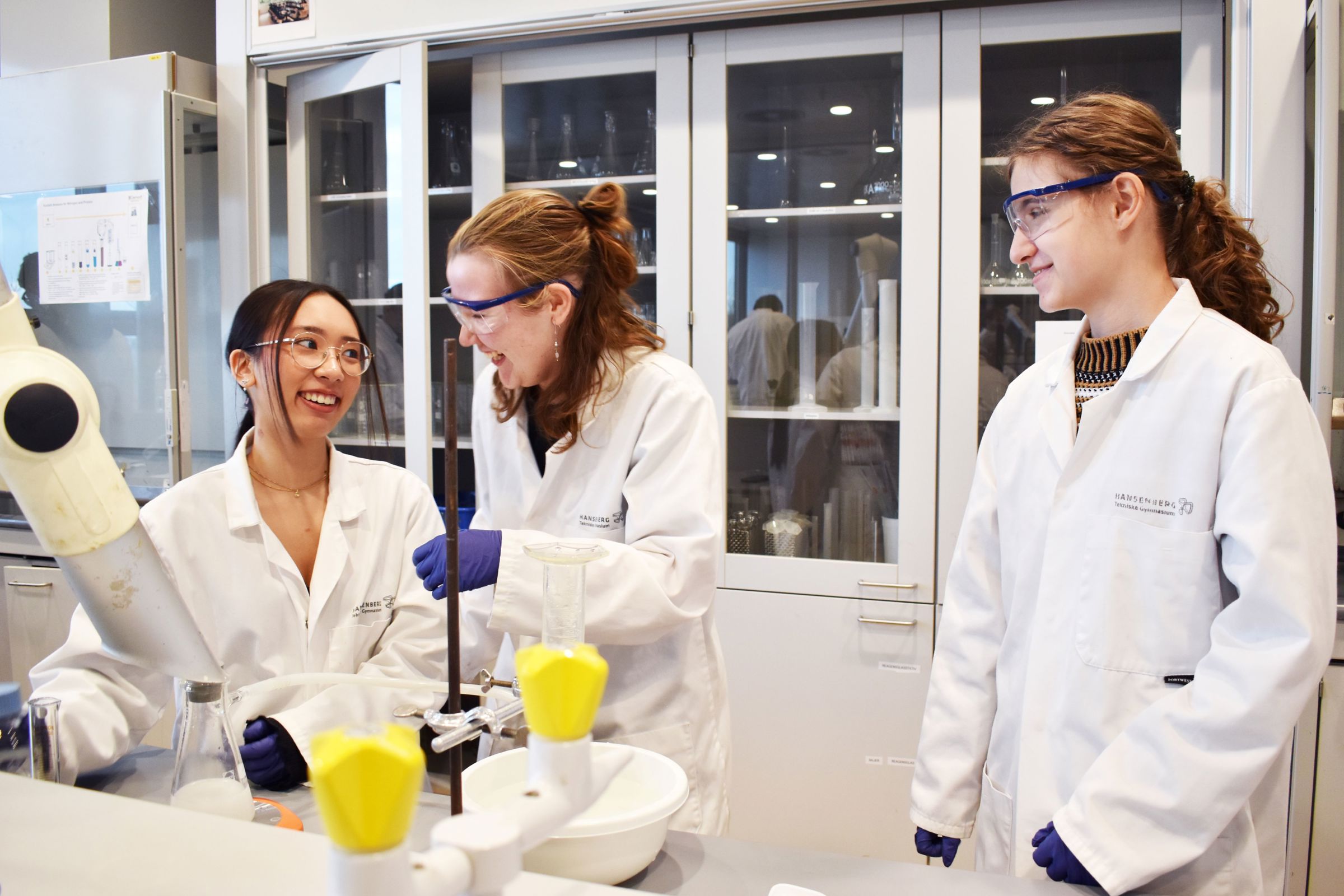 Laboratorieforsøg - reaktionshastighed, på HTX Hansenberg Tekniske Gymnasium